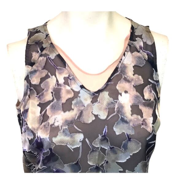 Vera Simply Vera Wang Top Black Tan Tiered Layer Floral PS - Picture 2 of 5